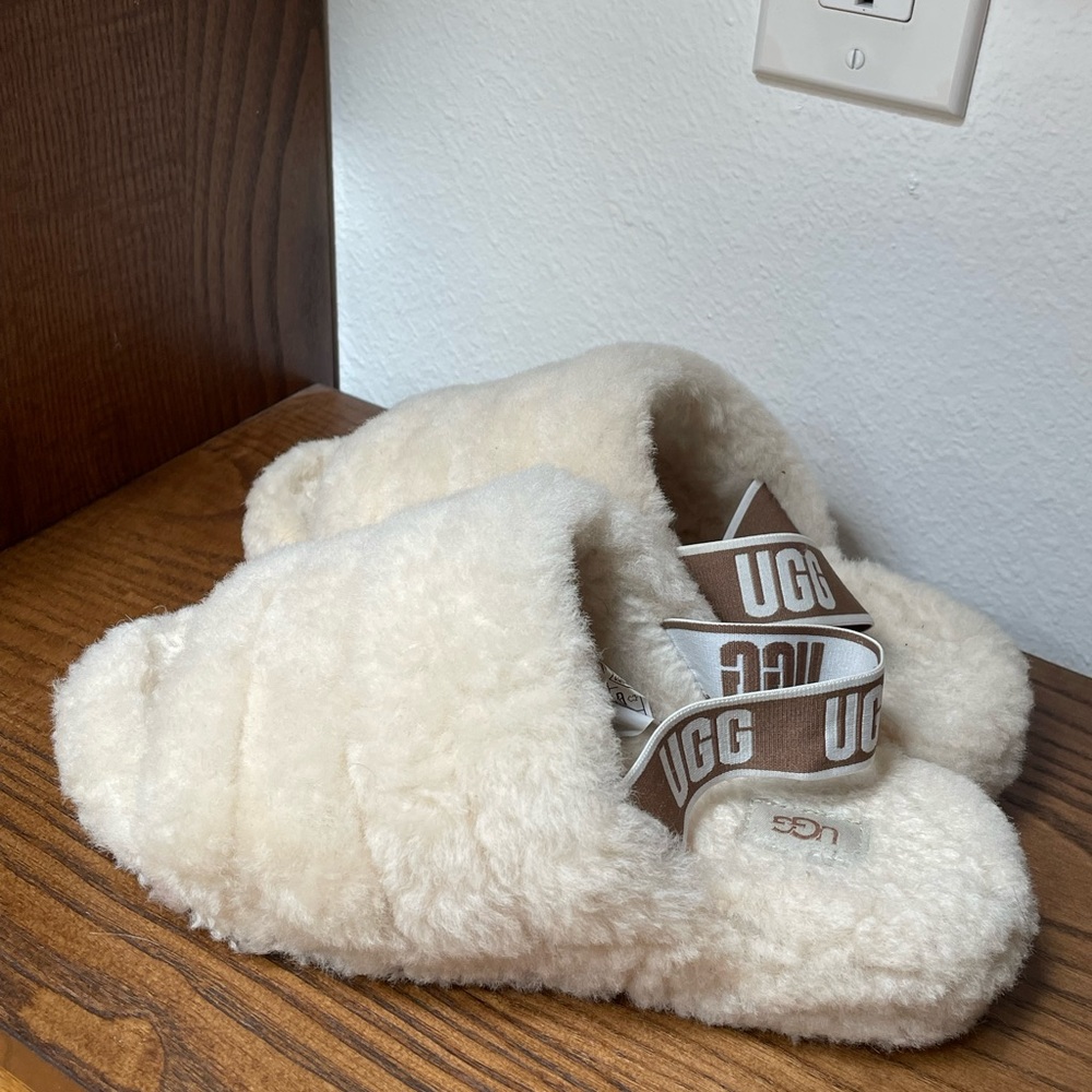 Ugg Slipper